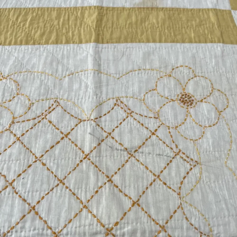 Handmade Hand Quilted Yellow Floral Embroidery Cotton Quilt Bedspread 75